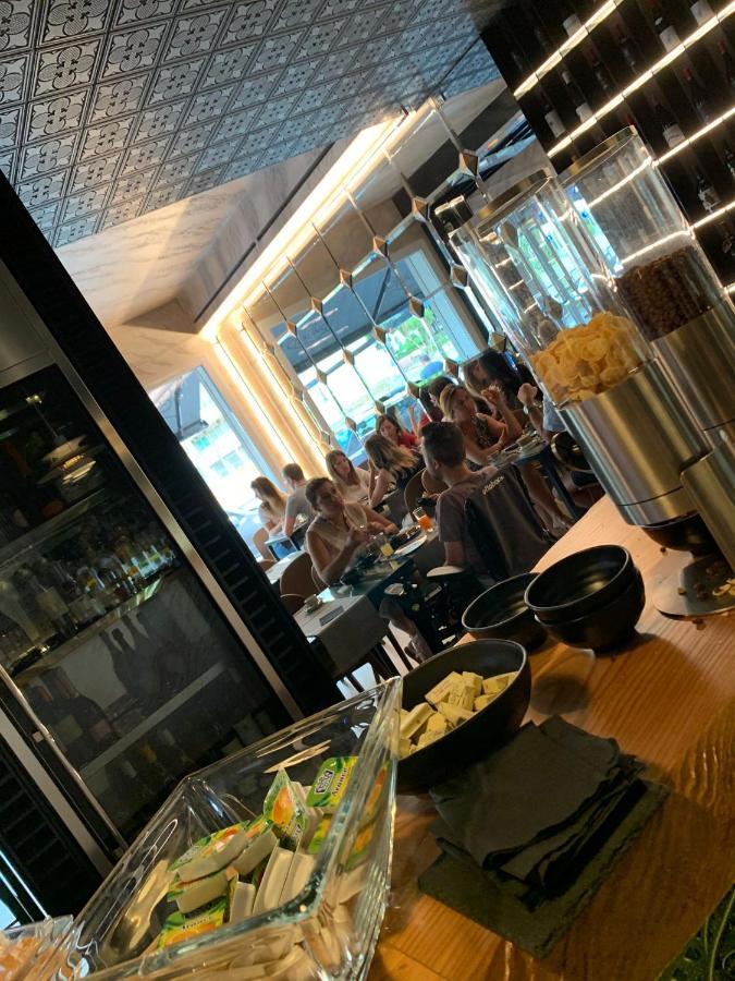 Hotel Pontemare パレルモ エクステリア 写真