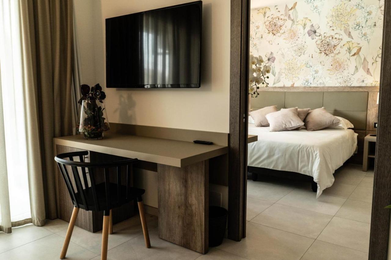 Hotel Pontemare パレルモ エクステリア 写真