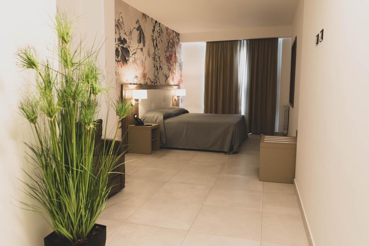 Hotel Pontemare パレルモ エクステリア 写真